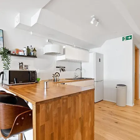 Prime Location Gem In The Heart Of Reykjavik Apartment Exterior photo