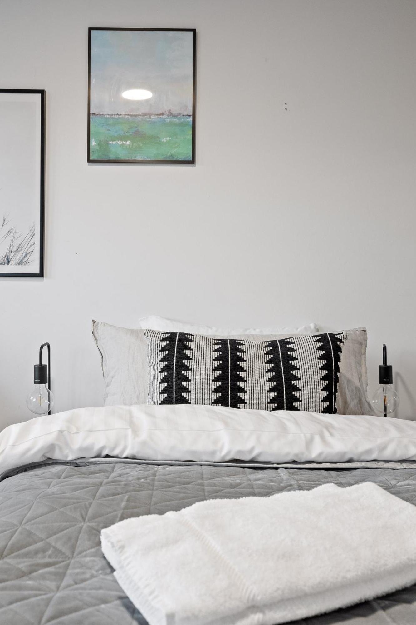Prime Location Gem In The Heart Of Lejlighed